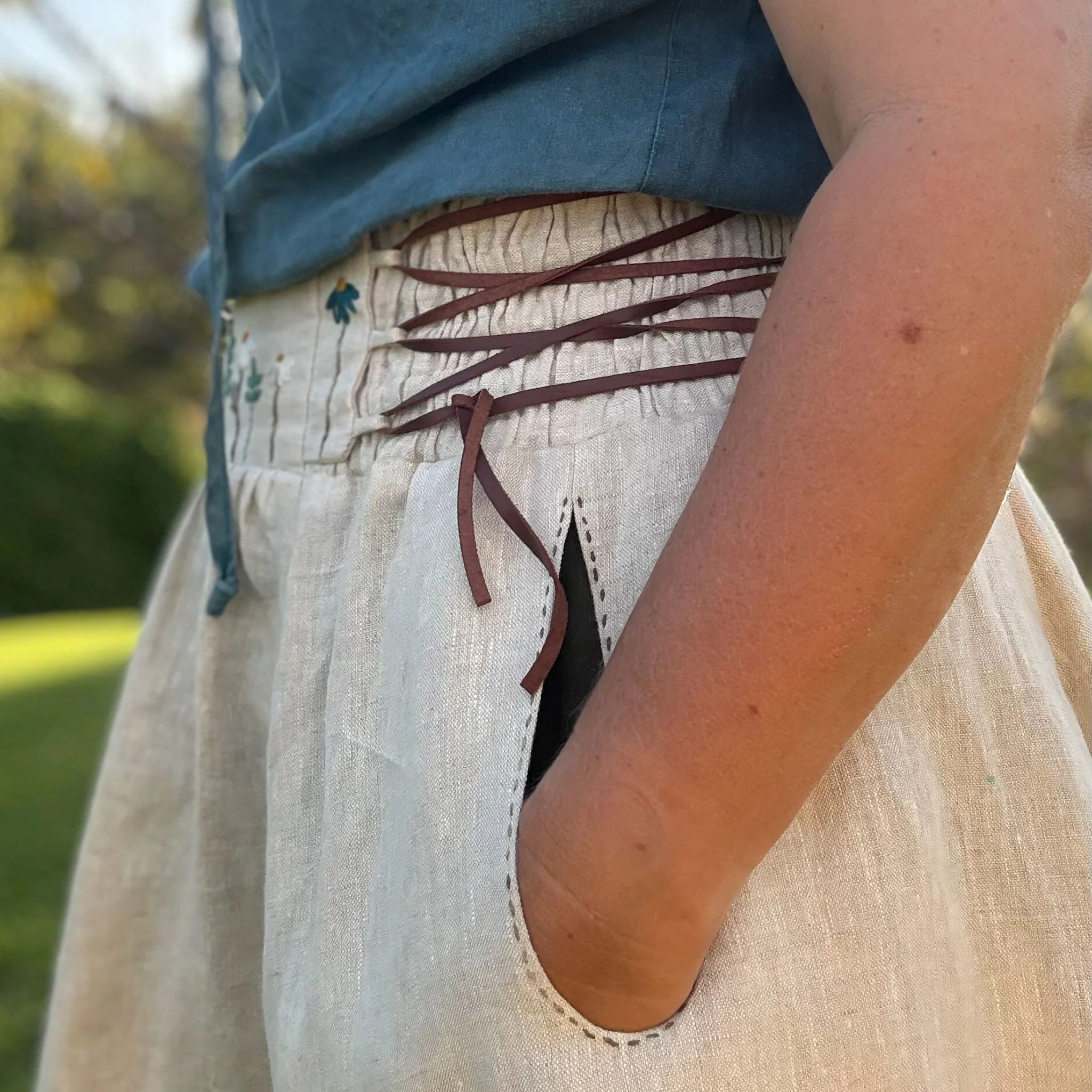 Lorien Lace-Up Skirt Sewing Pattern - Women's/Curved Fit - Image 3