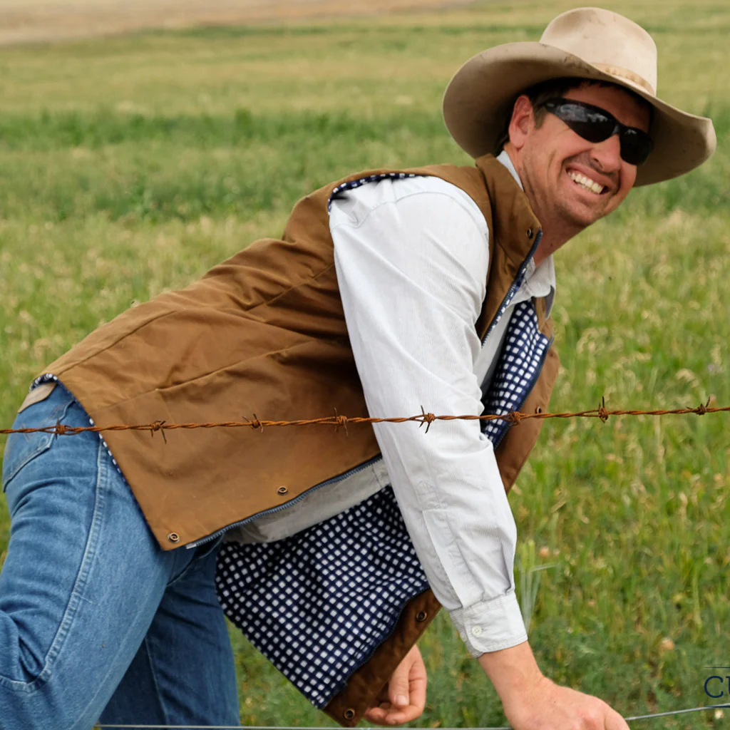 Trailblazer Vest Sewing Pattern - Men's/Straight Fit - Image 15