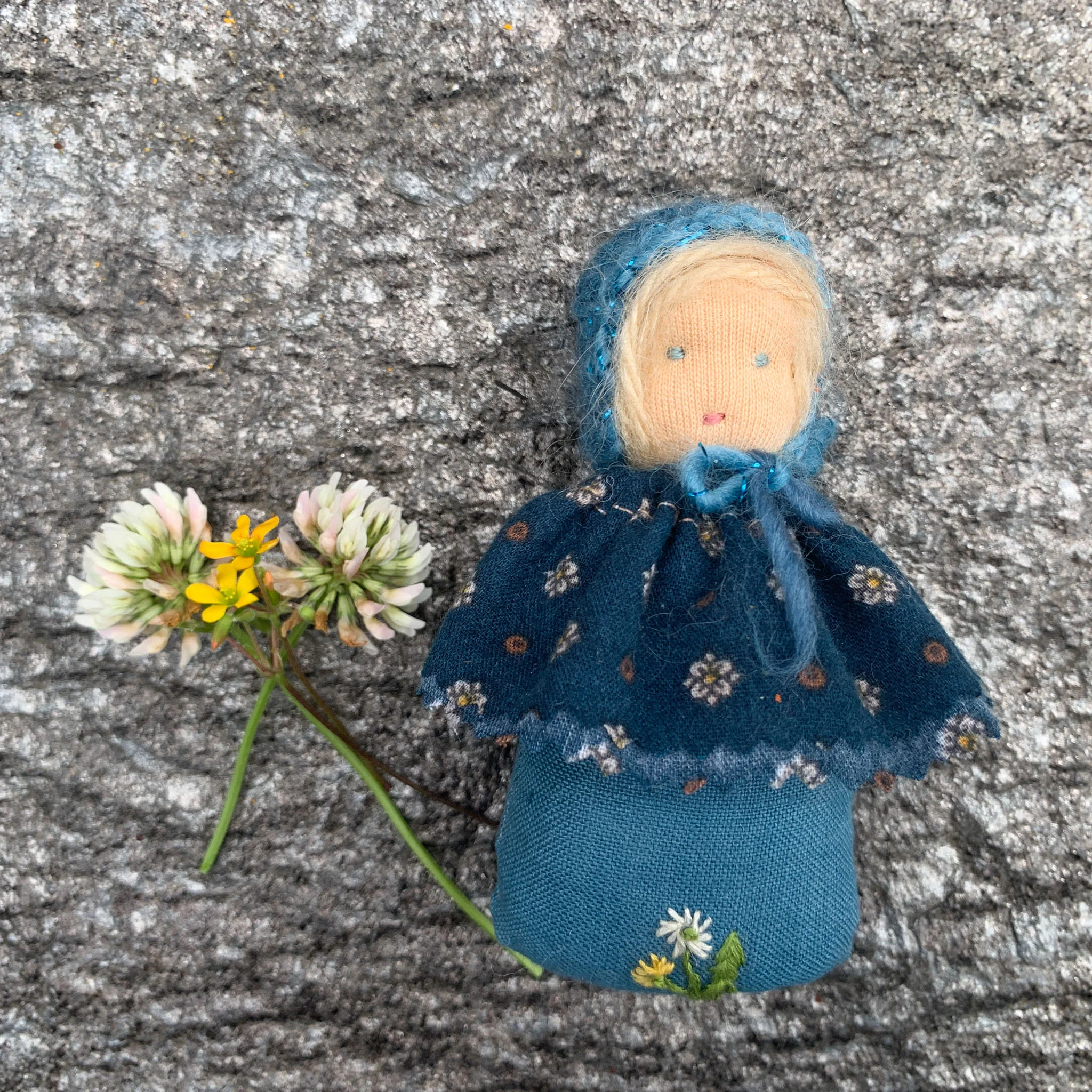 Pebble Pocket Doll Sewing Pattern ~ Waldorf Doll - Image 5