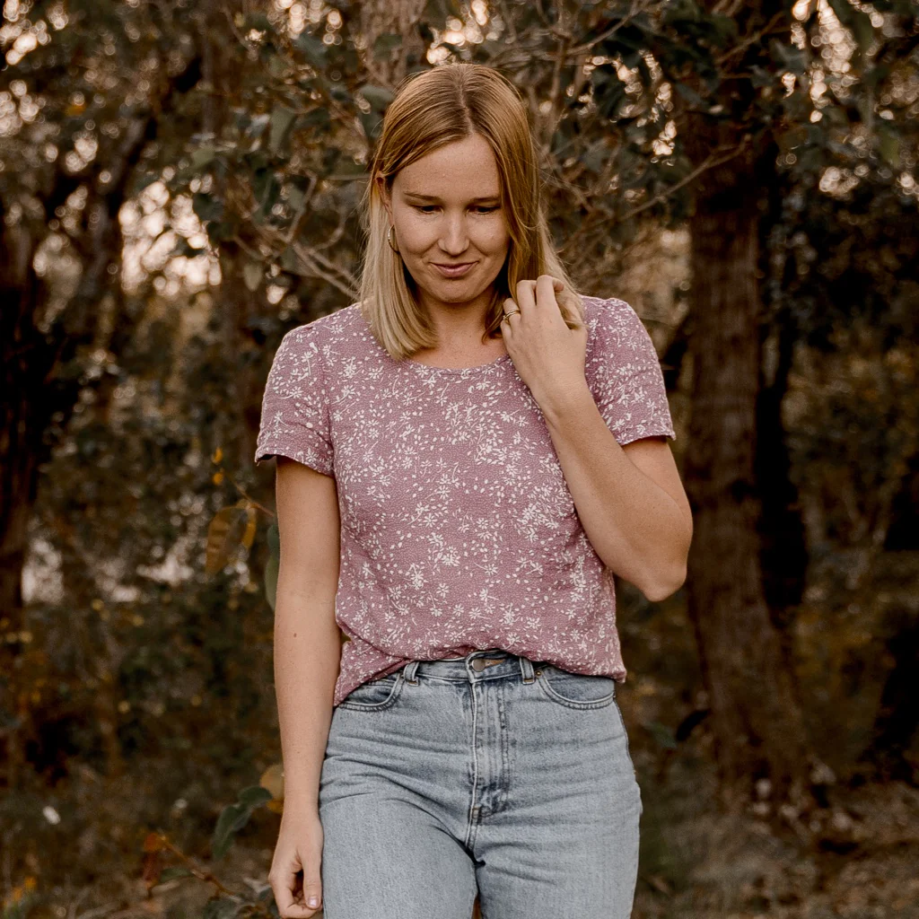 Scenic Top Sewing Pattern - Women's/Curved Fit - Image 16