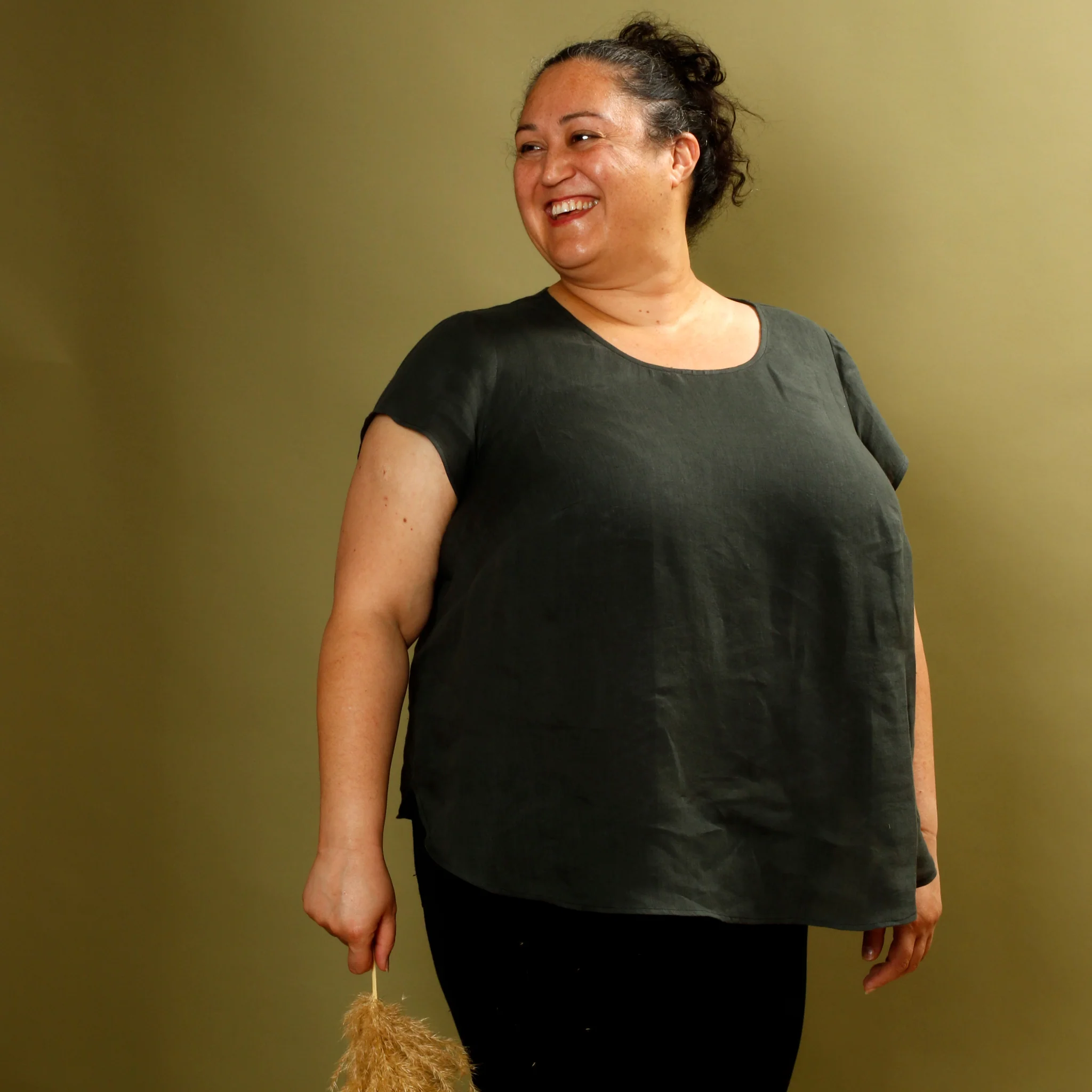 Scenic Top Sewing Pattern - Women's/Curved Fit - Image 7