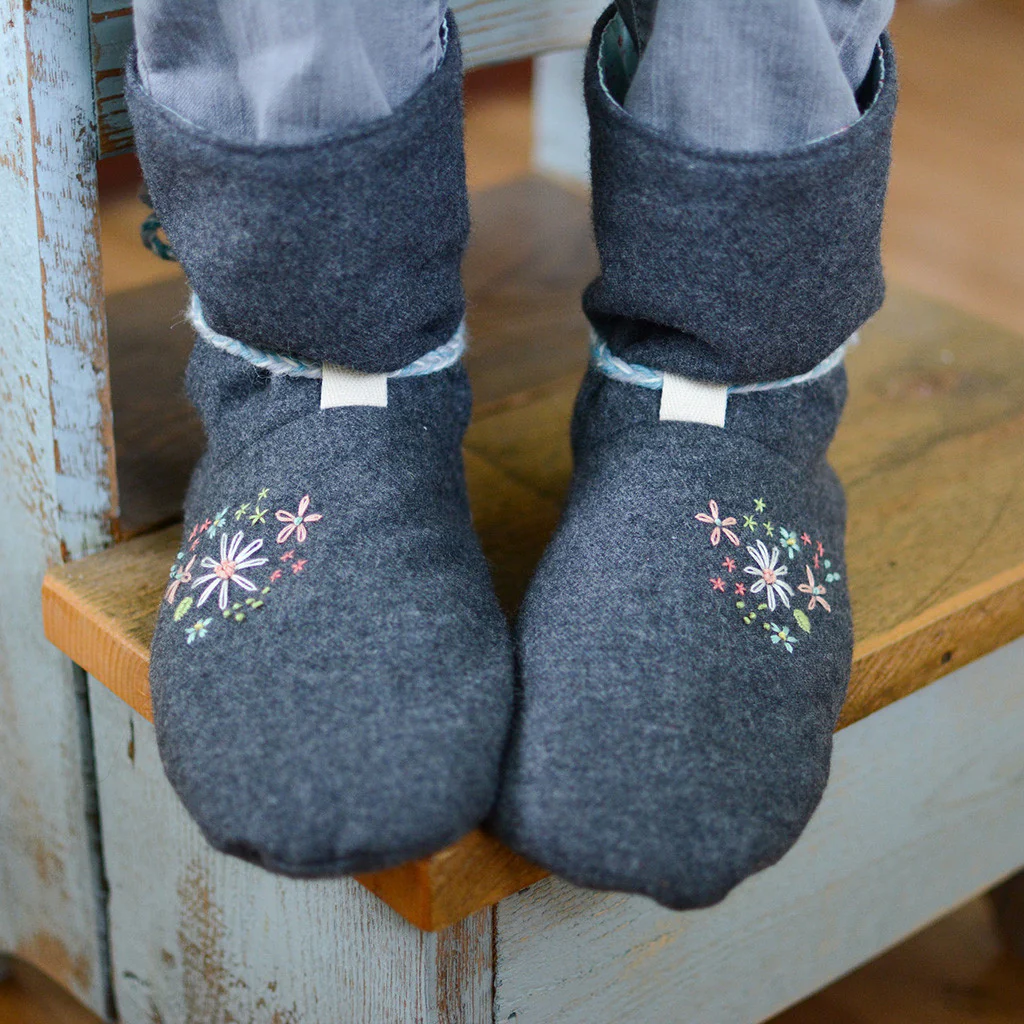 Tie Back Boots Sewing Pattern - Adult - Image 16