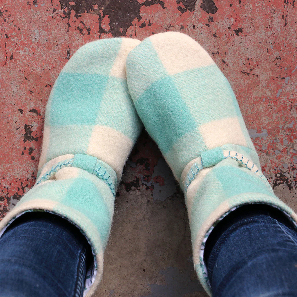 Tie Back Boots Sewing Pattern - Adult - Image 5